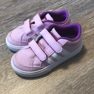 ‼️MAKE AN OFFER‼️ Adidas shoes